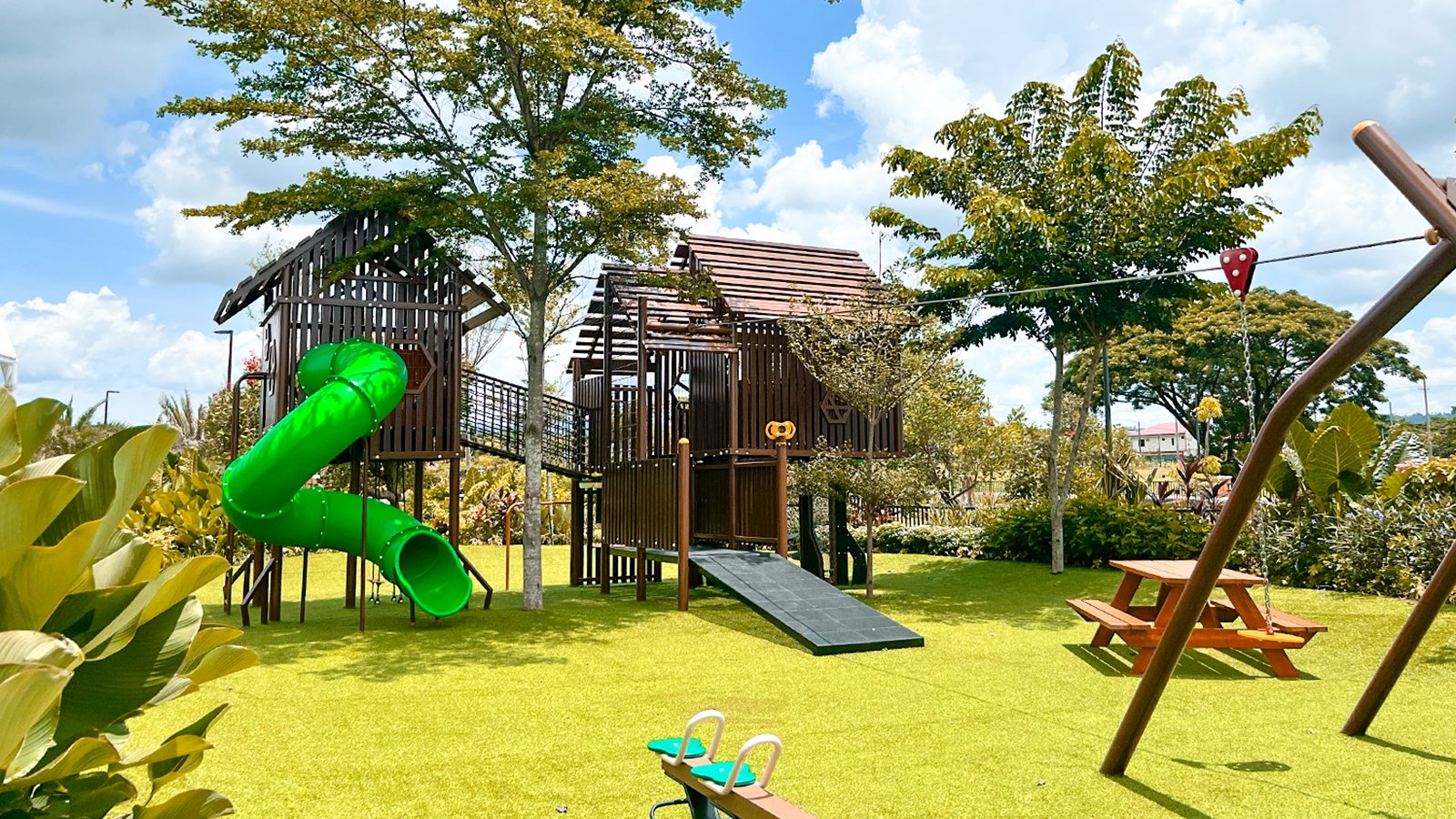 Playground-1600-x-900