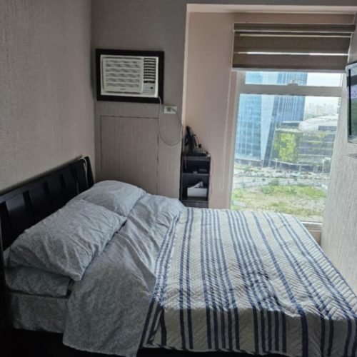 the-currency-condo-bedroom